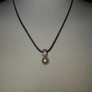 Vintage pearl necklace
